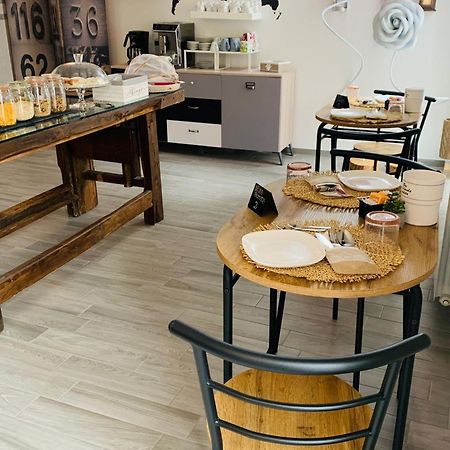 Residenza Lisy Otel Verbania Dış mekan fotoğraf